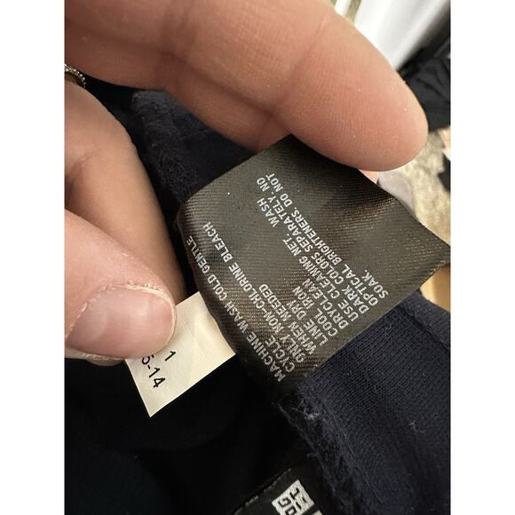 Uniqlo Small Women Pull On Pleated Cropped Wide Leg Pants Navy Blue 12-2k - Picture 6 of 9